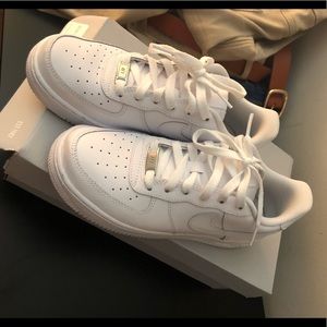 Air Force Ones BIG KID 5.5Y